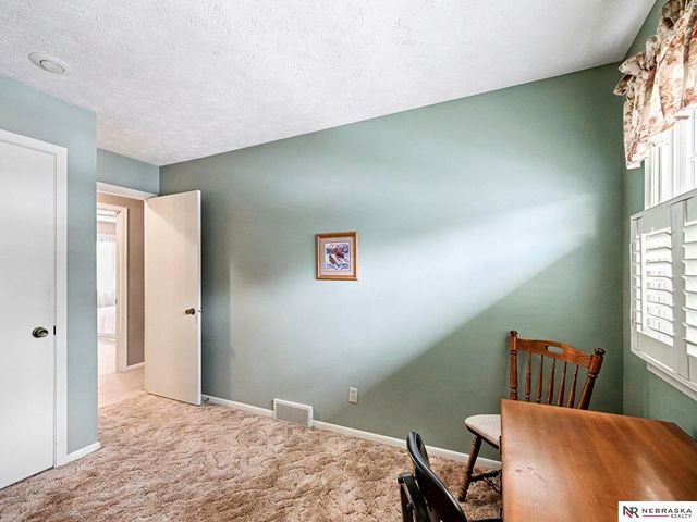 13570 Shirley Street, Omaha, NE 68144