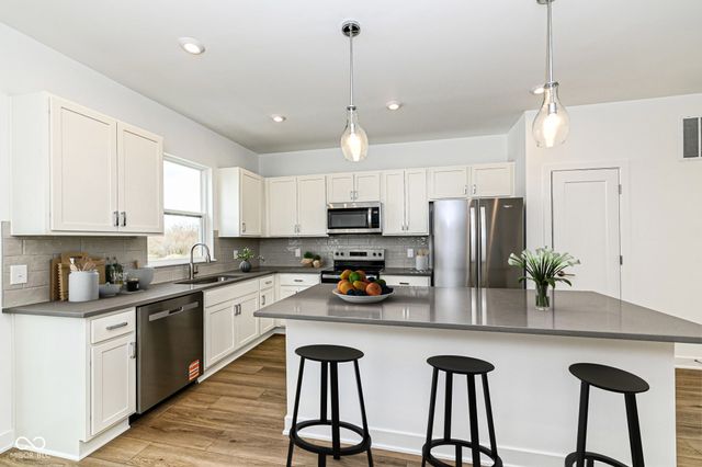 928 E 24th Street, Indianapolis, IN 46205