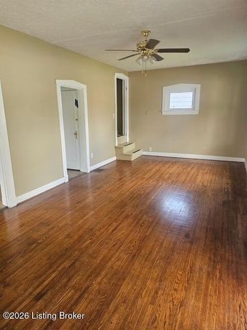 2009 Dixie Hwy, Louisville, KY 40210