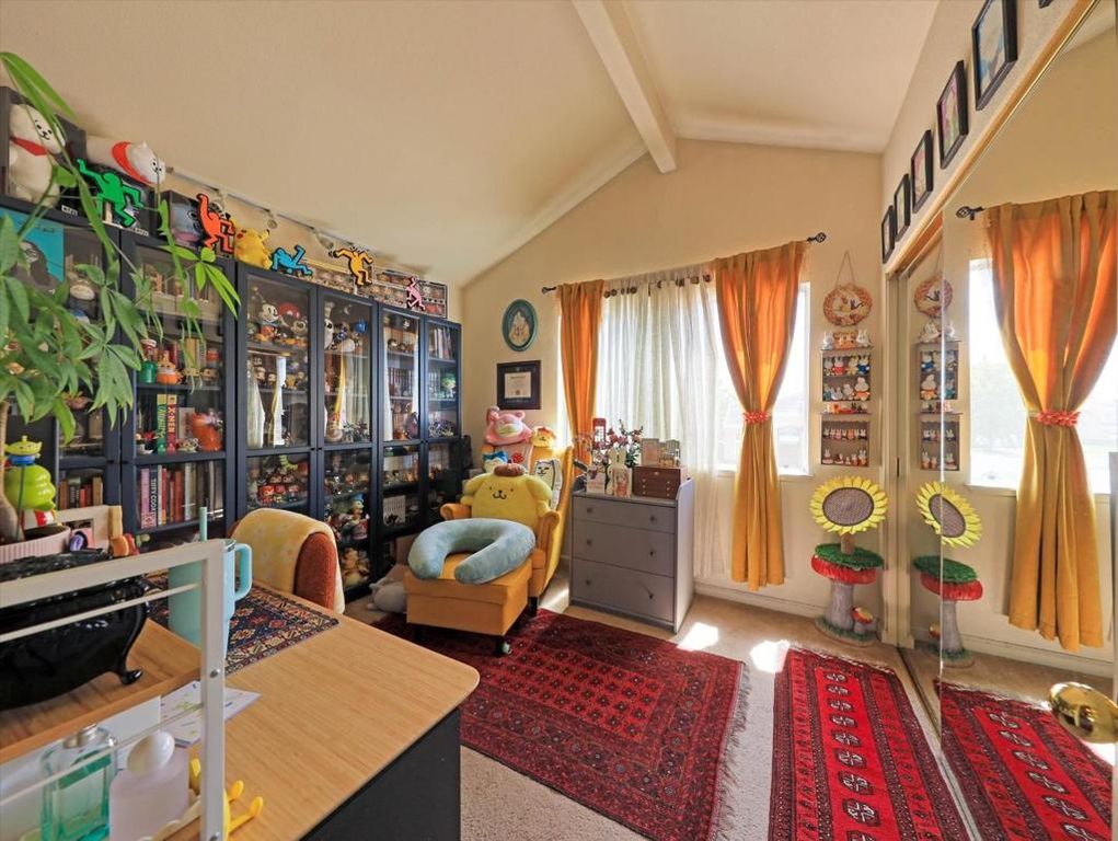 Image 23 of property listing at 2977 Miraloma Way, Union City, CA 94587