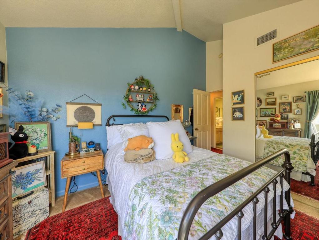 Image 27 of property listing at 2977 Miraloma Way, Union City, CA 94587