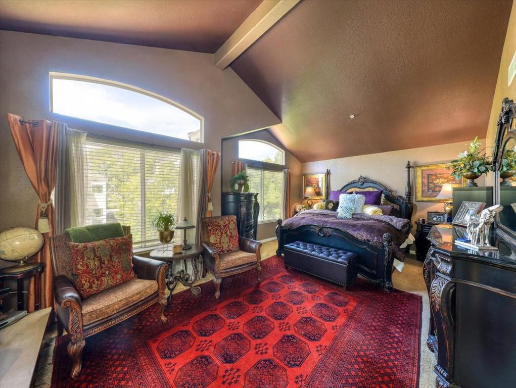 Image 31 of property listing at 2977 Miraloma Way, Union City, CA 94587