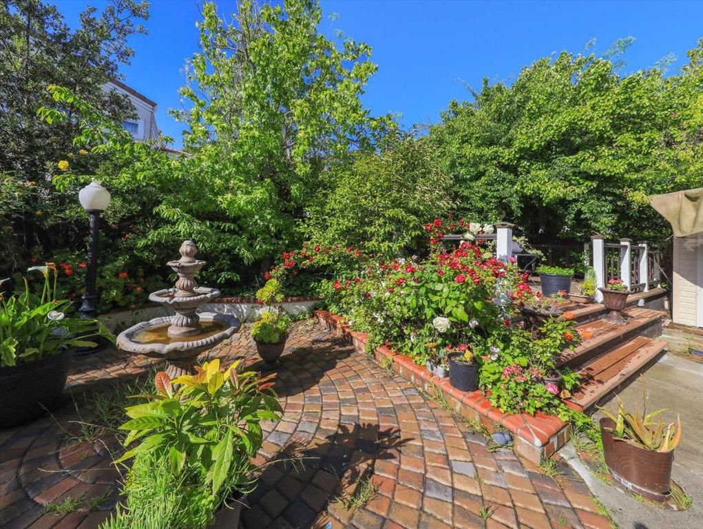 Image 42 of property listing at 2977 Miraloma Way, Union City, CA 94587