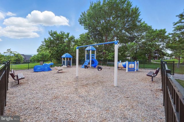 8 WILLIAM ALBERT WAY, Lovettsville, VA 20180