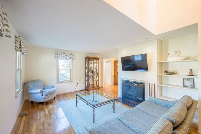 60 Wheelwright Farm 60, Cohasset, MA 02025