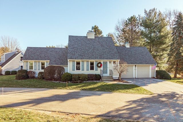 60 Wheelwright Farm 60, Cohasset, MA 02025