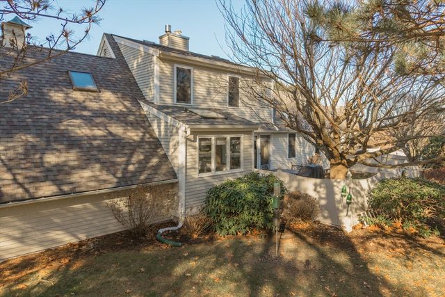 60 Wheelwright Farm 60, Cohasset, MA 02025