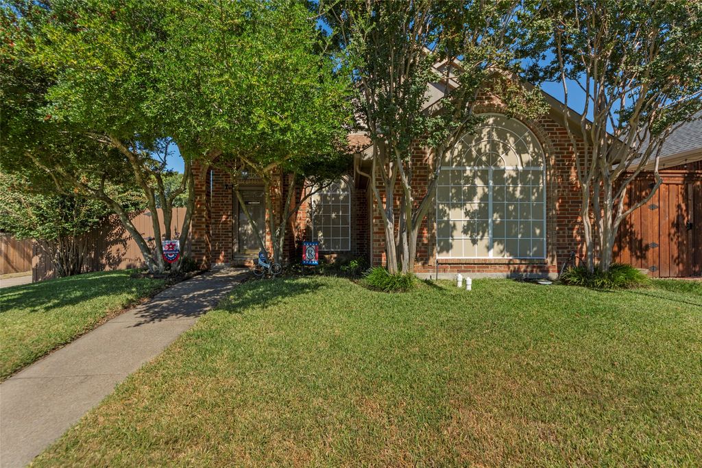 2329 Baretta Drive, Mesquite, TX 75181
