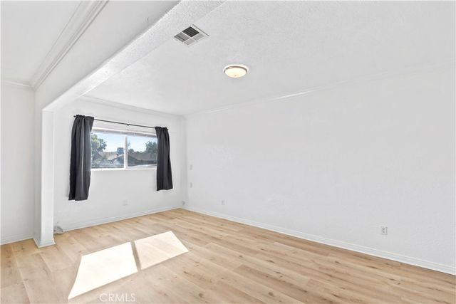 18264 Pine, Fontana, CA 92335