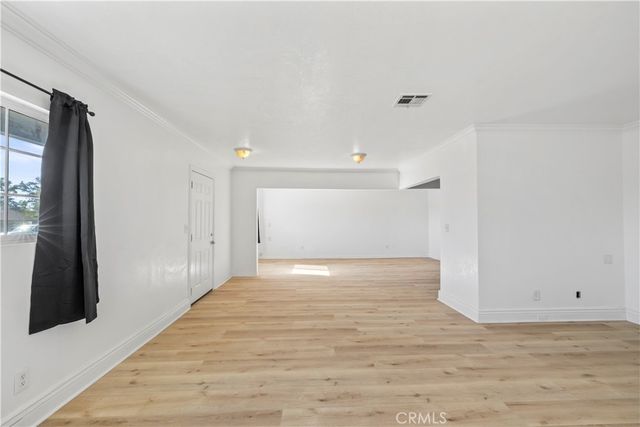 18264 Pine, Fontana, CA 92335