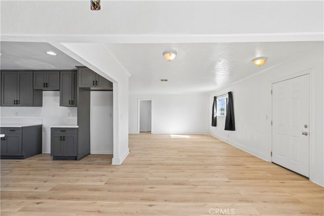 18264 Pine, Fontana, CA 92335