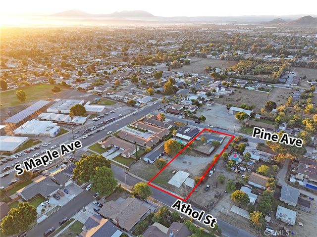 18264 Pine, Fontana, CA 92335