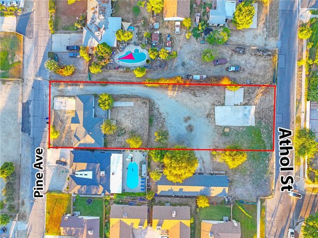 18264 Pine, Fontana, CA 92335