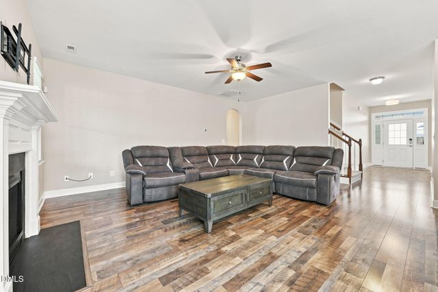 508 Executive Drive, Lillington, NC 27546