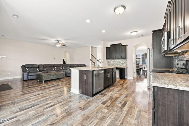 508 Executive Drive, Lillington, NC 27546
