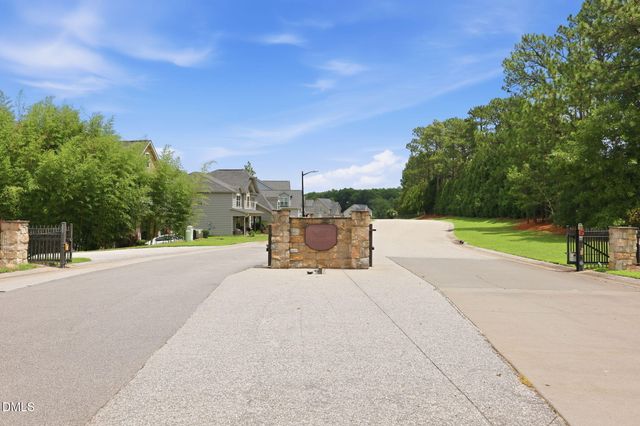 508 Executive Drive, Lillington, NC 27546