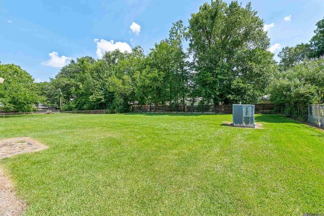 40499 Mary Ann St, Prairieville, LA 70769