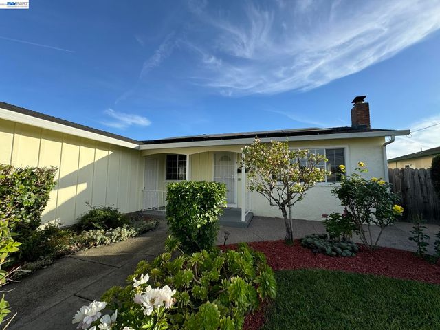 36005 Rosewood Dr, Newark, CA 94560