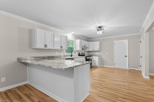 912 Hilltop Boulevard, Reidsville, NC 27320