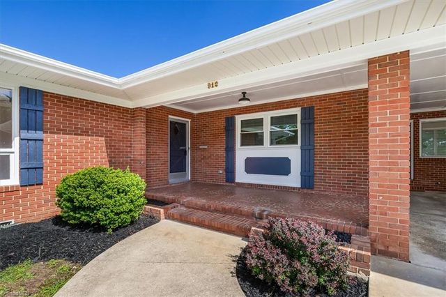 912 Hilltop Boulevard, Reidsville, NC 27320