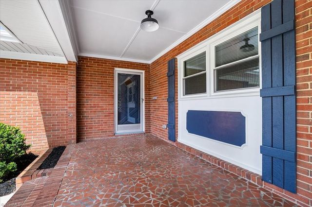 912 Hilltop Boulevard, Reidsville, NC 27320