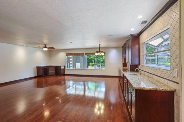 3790 Hatchers Cir, Stockton, CA 95219