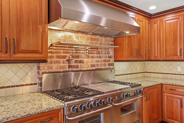 3790 Hatchers Cir, Stockton, CA 95219