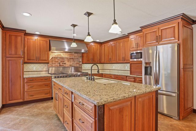 3790 Hatchers Cir, Stockton, CA 95219
