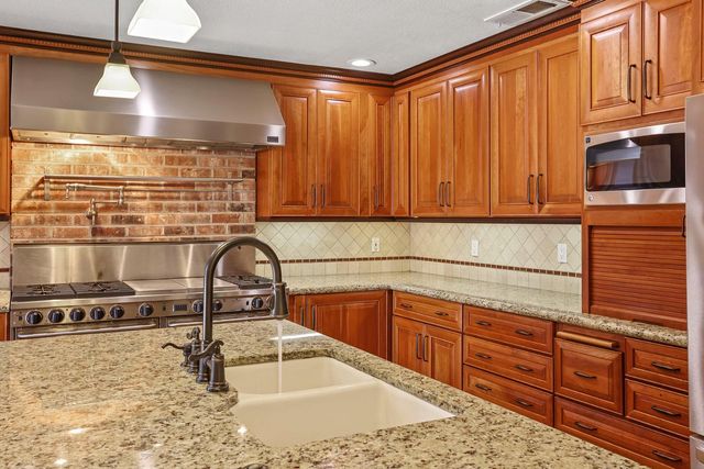 3790 Hatchers Cir, Stockton, CA 95219