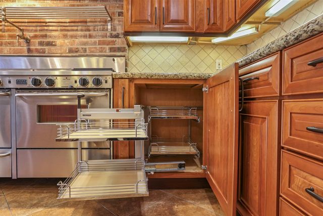 3790 Hatchers Cir, Stockton, CA 95219