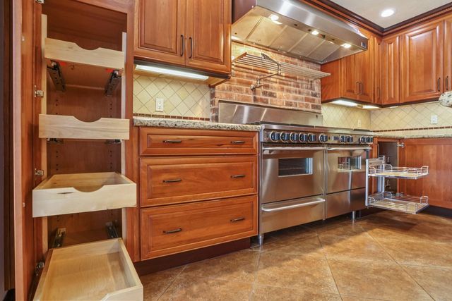 3790 Hatchers Cir, Stockton, CA 95219