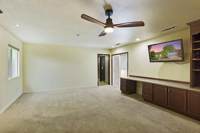 3790 Hatchers Cir, Stockton, CA 95219