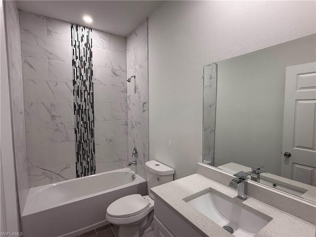 740-742 Gordon AVE S, LEHIGH ACRES, FL 33973 — photo 4
