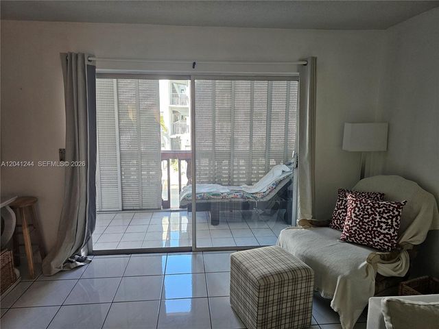215 SE 3rd Avenue 205A, Hallandale Beach, FL 33009