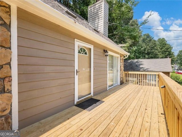 2136 Valley Oaks Drive SE, Smyrna, GA 30080