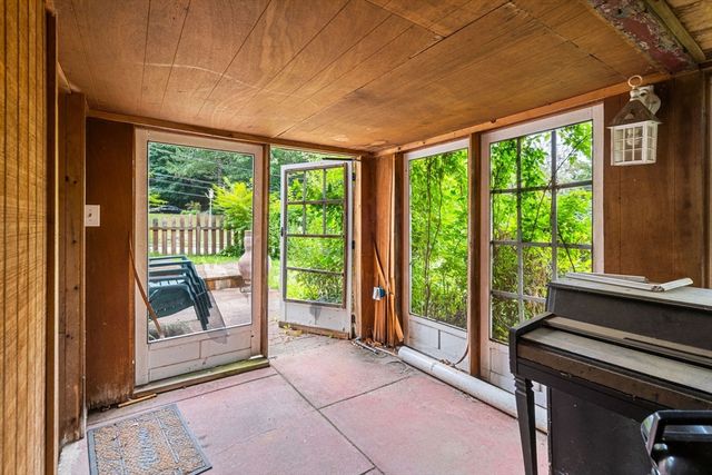9 Viking Ter, Boston, MA 02126