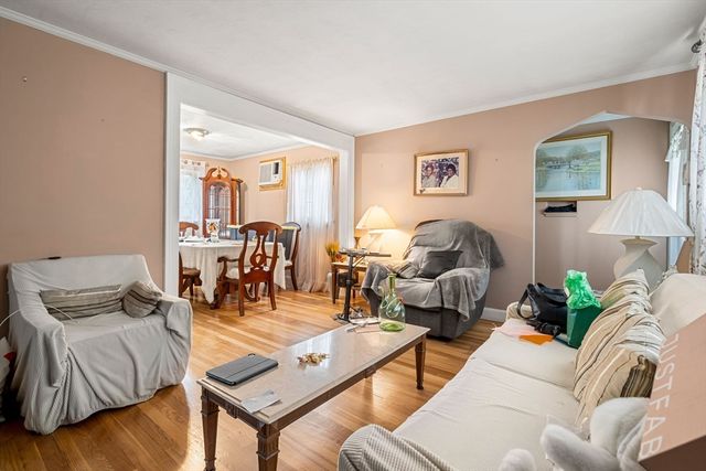 9 Viking Ter, Boston, MA 02126