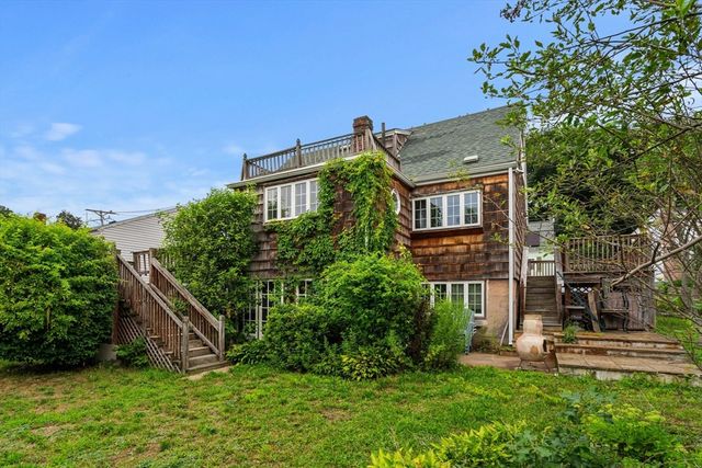9 Viking Ter, Boston, MA 02126