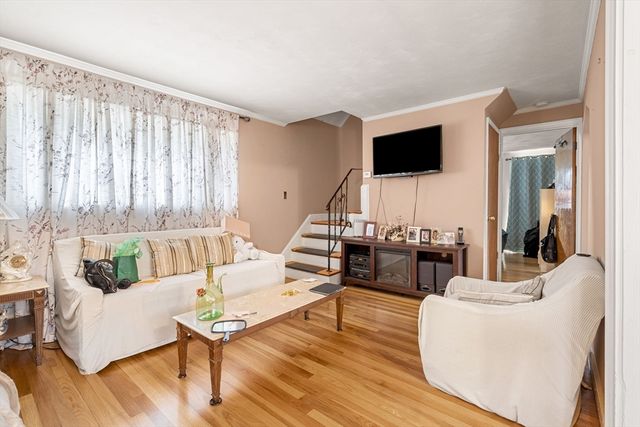 9 Viking Ter, Boston, MA 02126