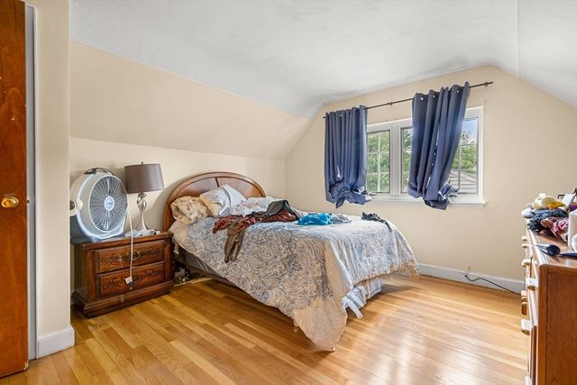 9 Viking Ter, Boston, MA 02126