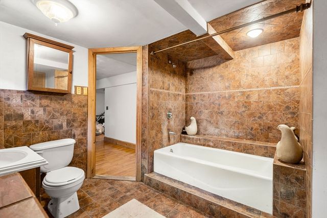9 Viking Ter, Boston, MA 02126