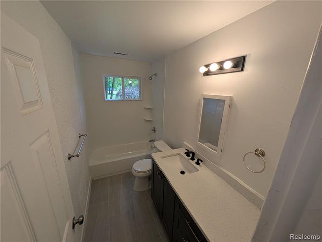 15072 Bramell Street, Detroit, MI 48223