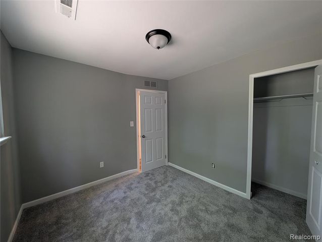15072 Bramell Street, Detroit, MI 48223
