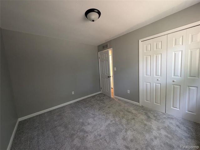 15072 Bramell Street, Detroit, MI 48223