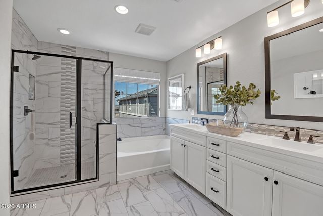 43230 N HINOKI Street, San Tan Valley, AZ 85140