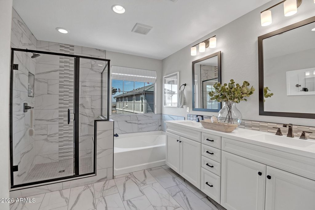 Image 15 of property listing at 43230 N HINOKI Street, Queen Creek, AZ 85140