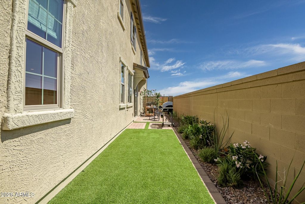 Image 16 of property listing at 43230 N HINOKI Street, Queen Creek, AZ 85140