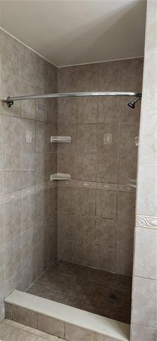 2810 Riverside Dr 203-4, Coral Springs, FL 33065