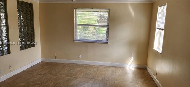 2810 Riverside Dr 203-4, Coral Springs, FL 33065