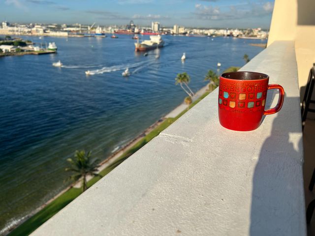 2100 S OCEAN Drive 16H, Fort Lauderdale, FL 33316